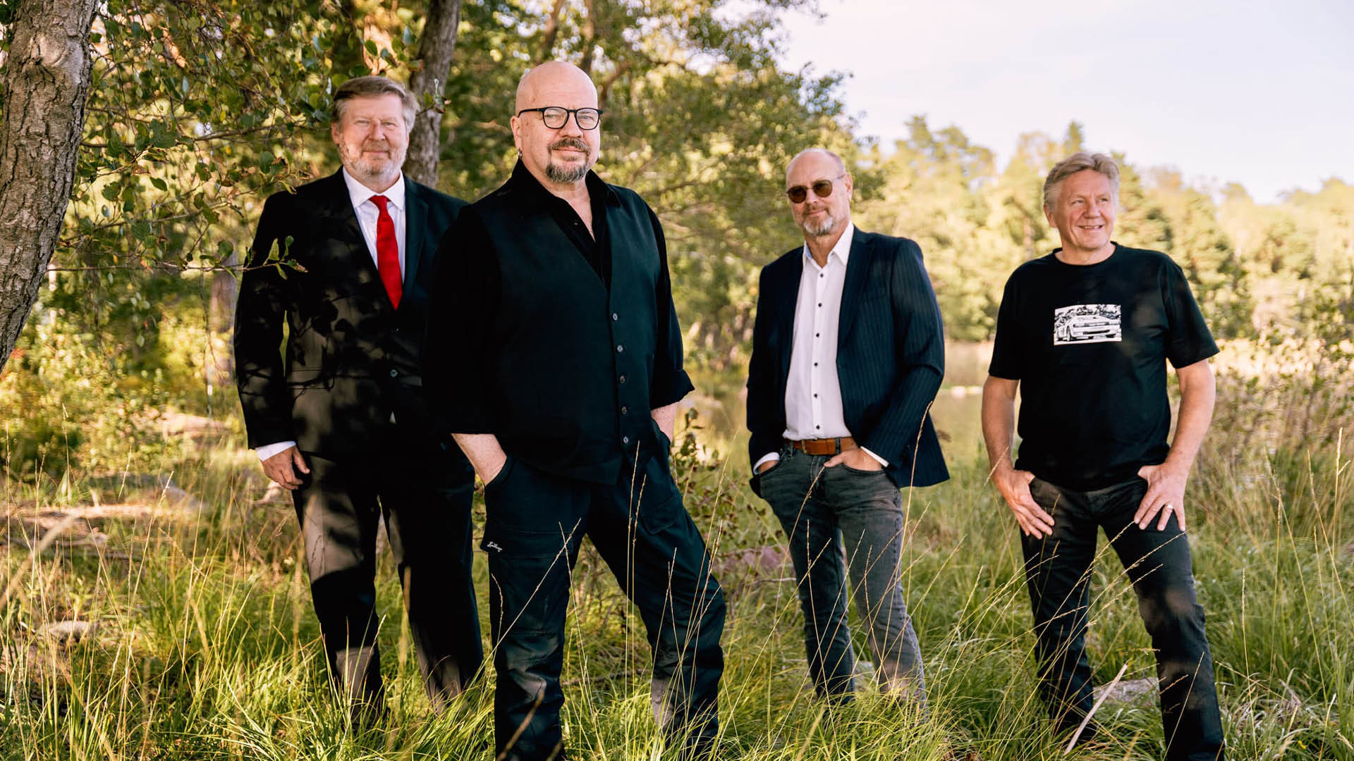 LeavingsOrkesteri solistinaan Timo Rautiainen Utran Uittotupa